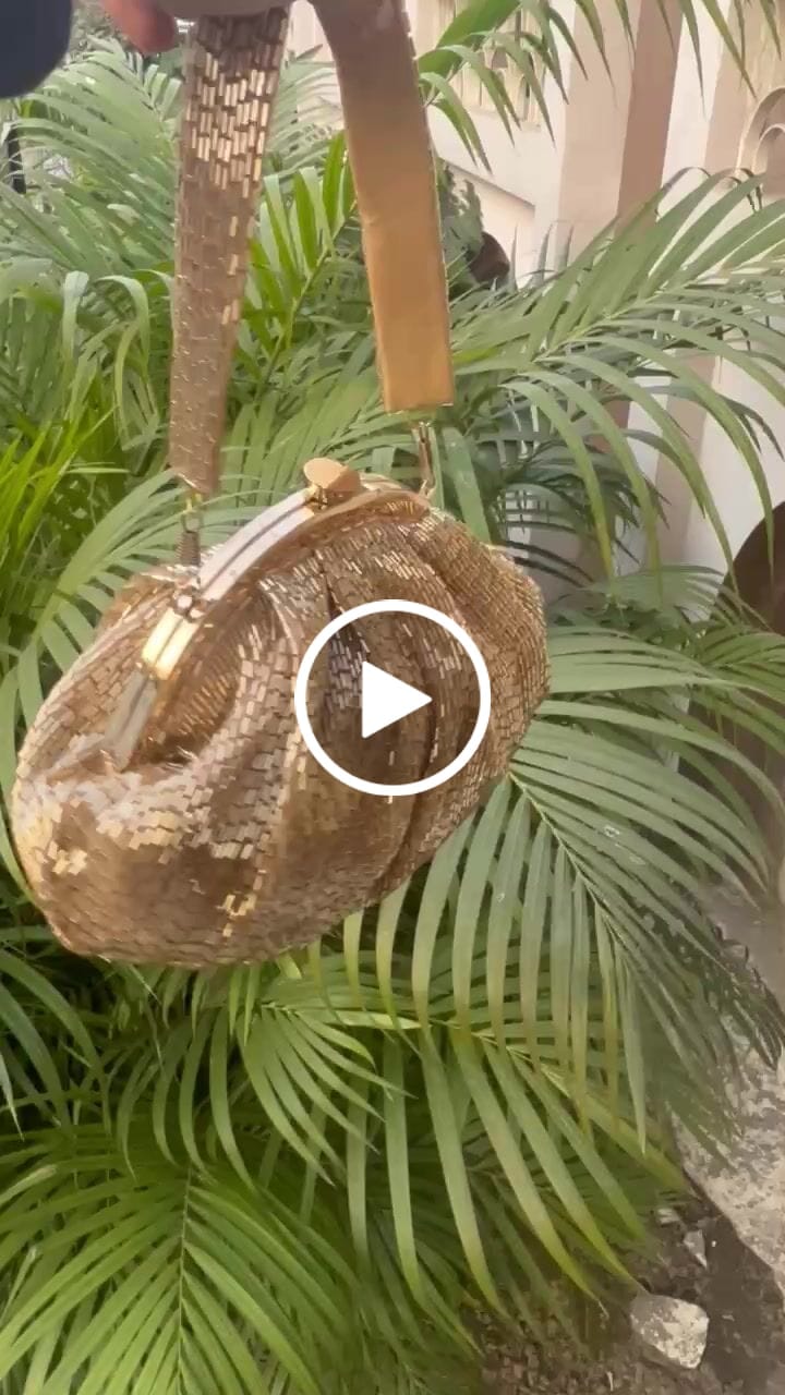 Customer video review of Sugarcrush Gold Soft Pouch with Handle