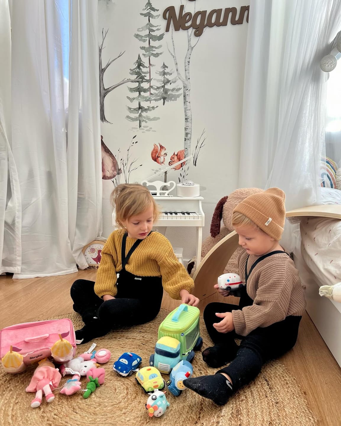 Customer photo review of Personnalisée Premier Ensemble de Jouet Sonore en Peluche de Château de Princesse pour Bébé