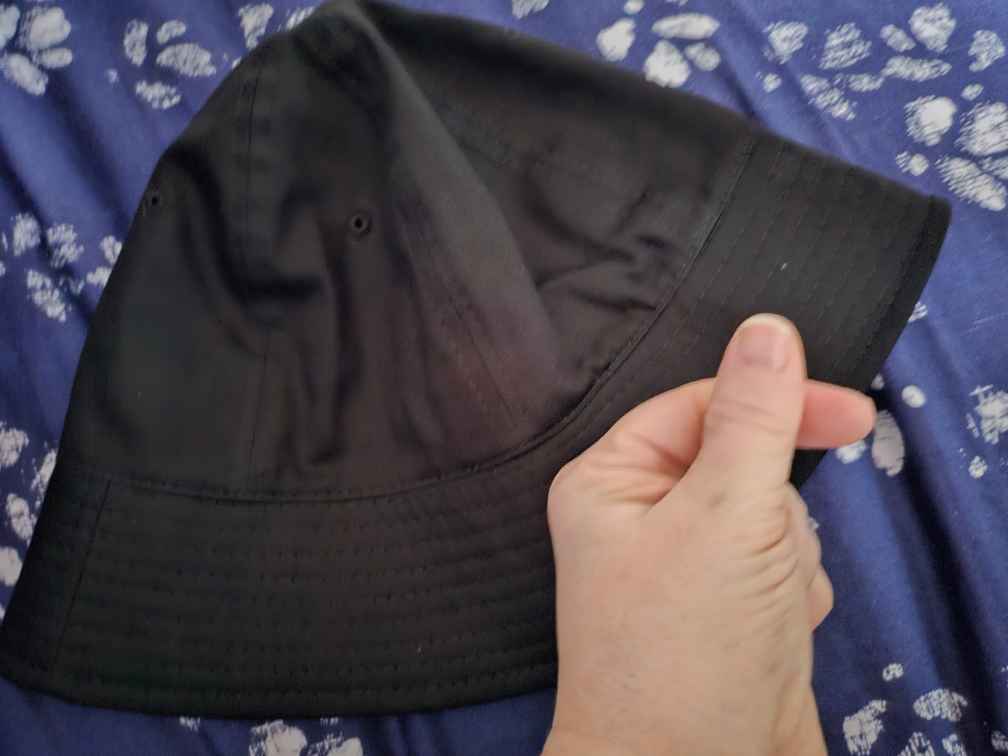 Customer photo review of BTS JUNGKOOK PICK - LUOESPAC OVERFIT ROUND BUCKET HAT BLACK