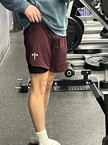Customer photo review of Liner Shorts 7" - Maroon