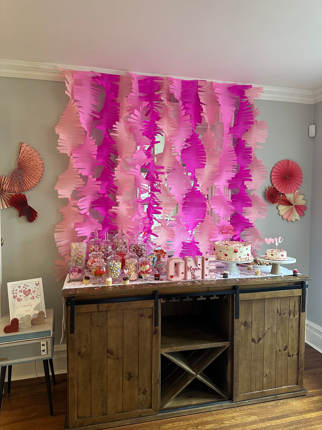 Customer photo review of Crepe Paper Fringe Streamers - Etsy 15