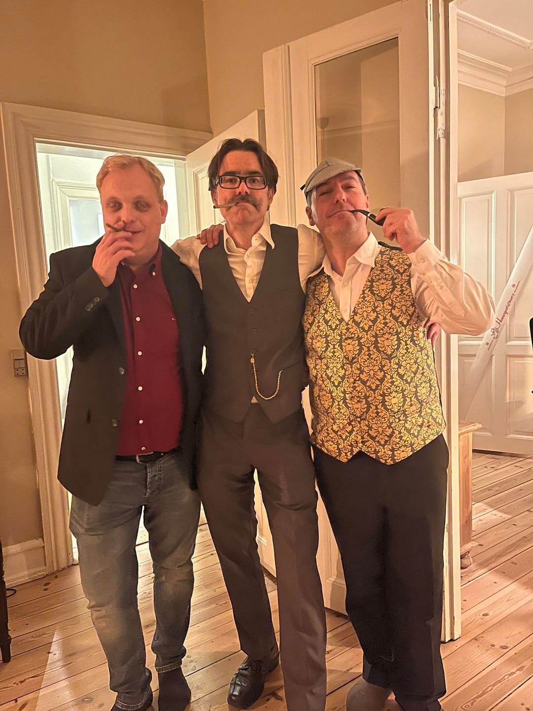 Customer photo review of Sherlock Holmes Murder Mystery Host Your Own Game Kit