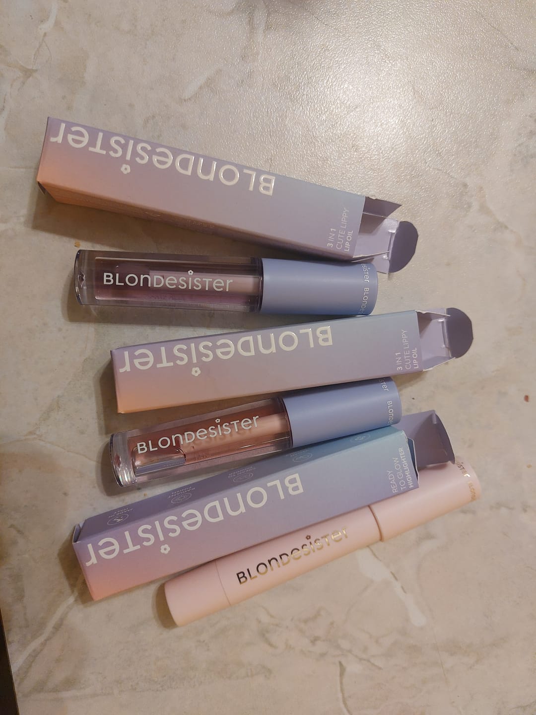 Customer photo review of LIP OIL CUTE LIPPY