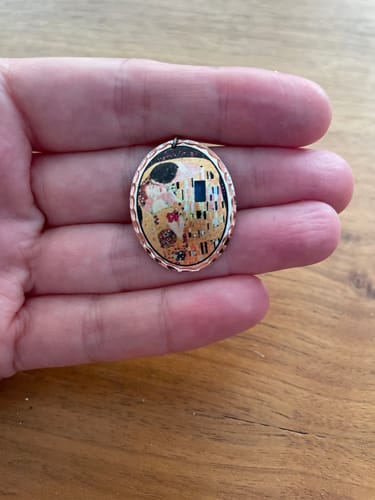 Customer photo review of Gustav Klimt The Kiss Öpücük Tablo Tasarım Kolye