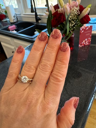 Customer photo review of D387 Extravagant Rose Gold Glitter Dip Powder