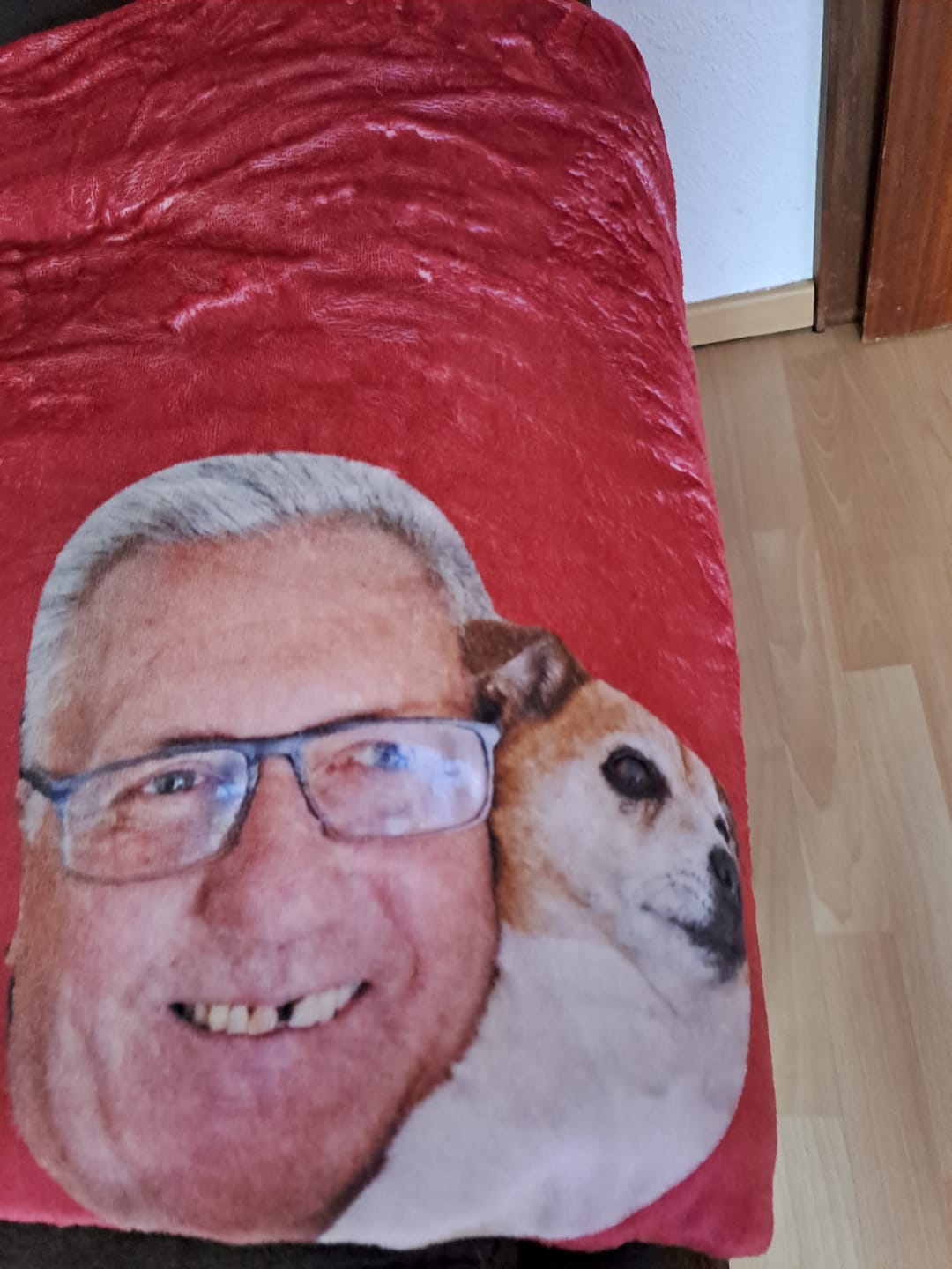Customer photo review of Personalisierte Gesichts Kuscheldecke