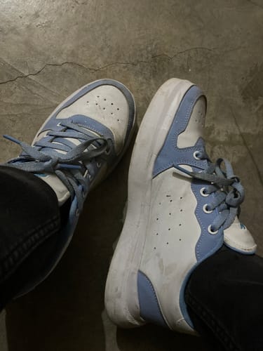 Customer photo review of SUMMER Sea Blue Men's color block sneaker