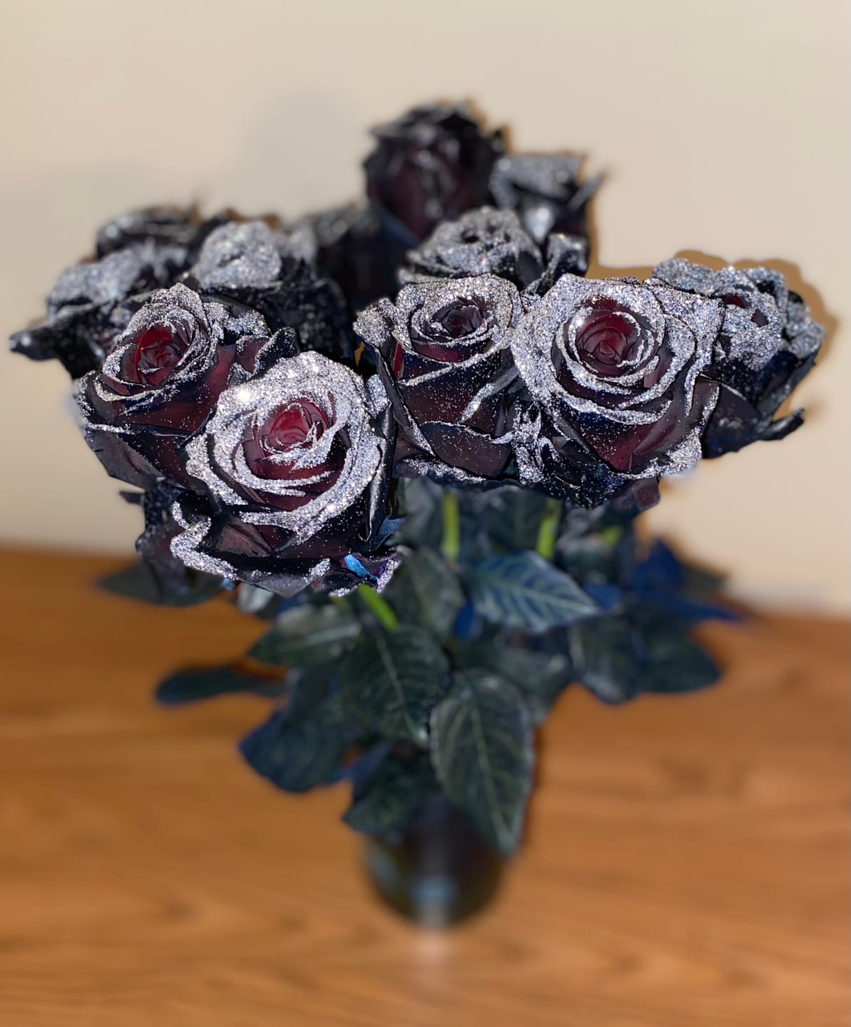 Customer photo review of Starry Night Fresh Glitter Roses