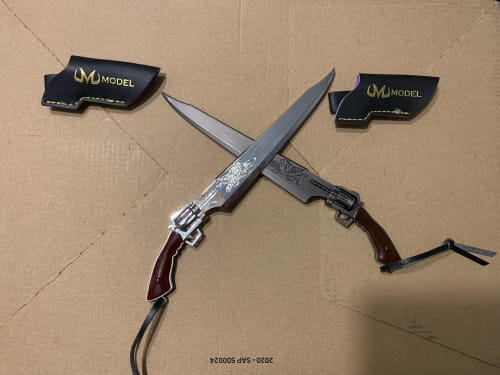 Customer photo review of Squall's Gunblade | Final Fantasy 8 Limited Edition