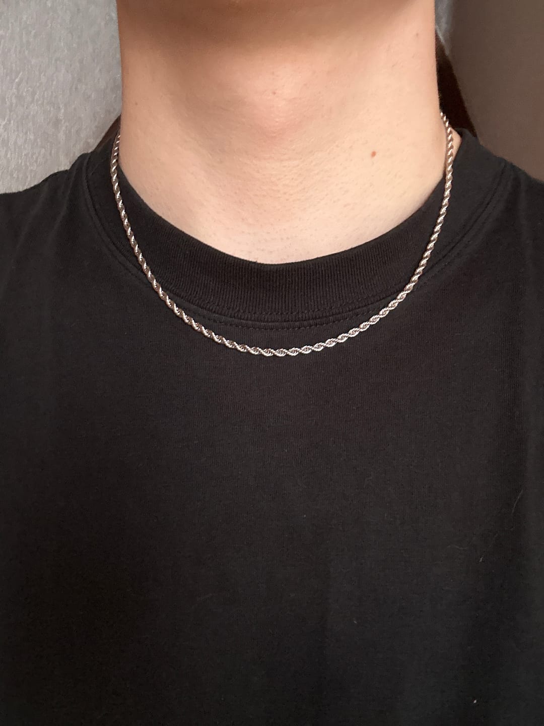 Customer photo review of CLEAN ROPE CHAIN. - 3MM WHITE GOLD
