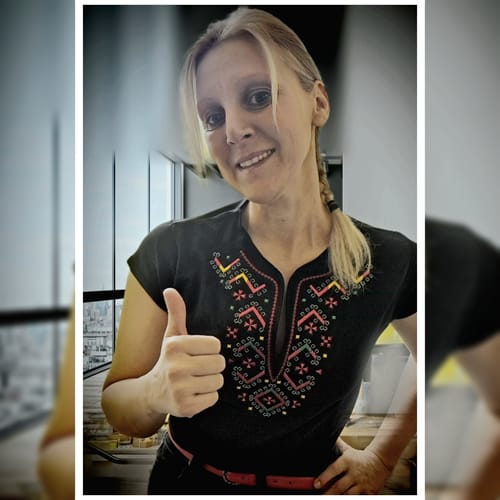 undefined review of Тениска с V-деколте "Нашенска" image 1 out of 1