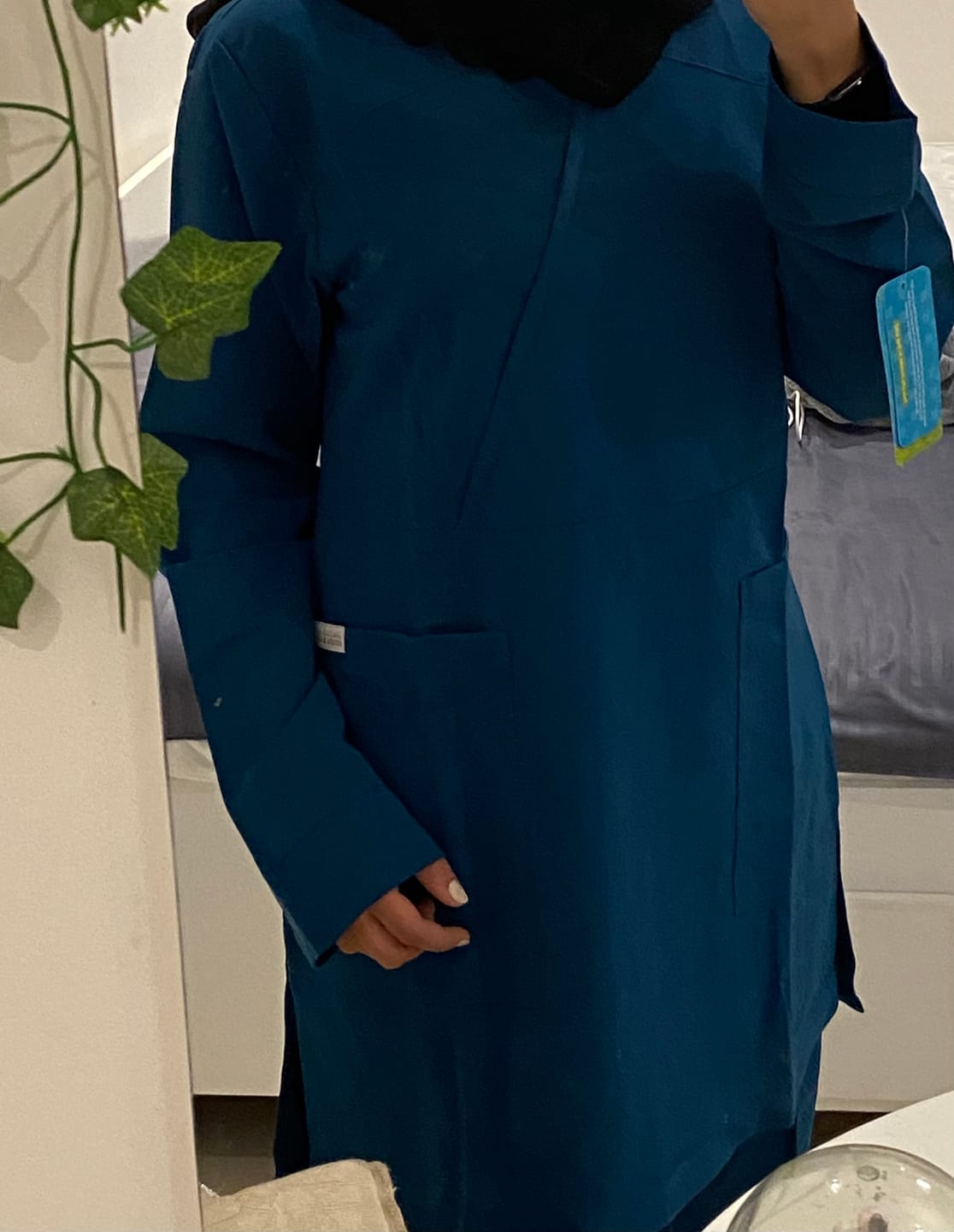 Customer photo review of Hiba Women's Long Sleeve Scrub Set