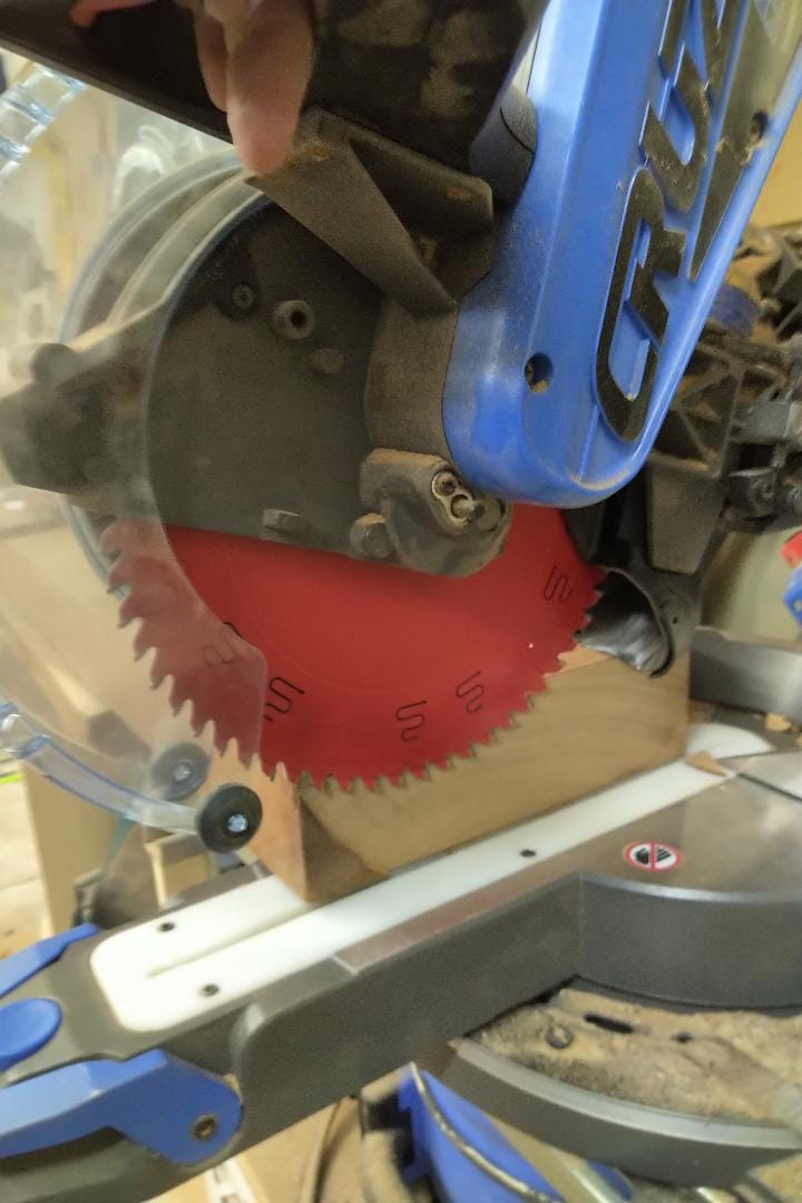 Customer photo review of Ridgid & Delta Cruzer 10” Miter Saw Dust Collection