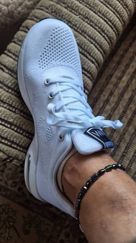 Customer photo review of AeroSole - Schmerzlindernder Sneaker
