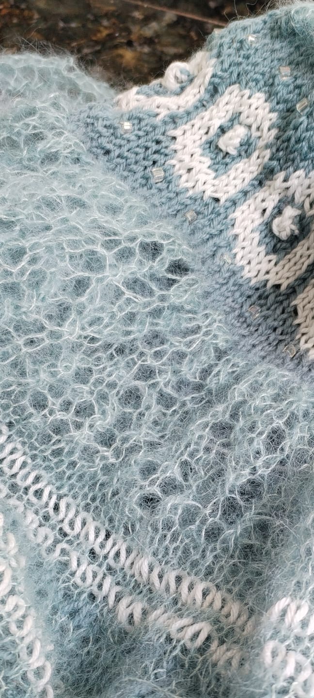 Customer photo review of Essentials Super Kid Mohair Loves Silk  (70% Mohair / 30% Seda)