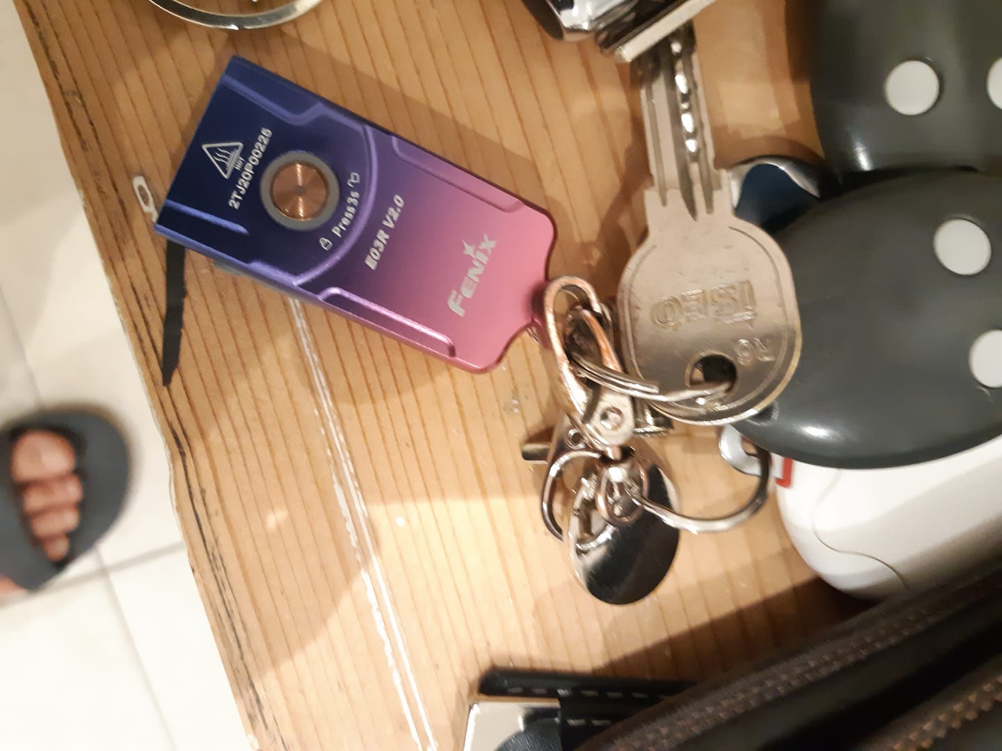 Customer photo review of Fenix E03R V2.0 - Lampe porte-clés en métal - 500 Lumens - Rechargeable USB-C