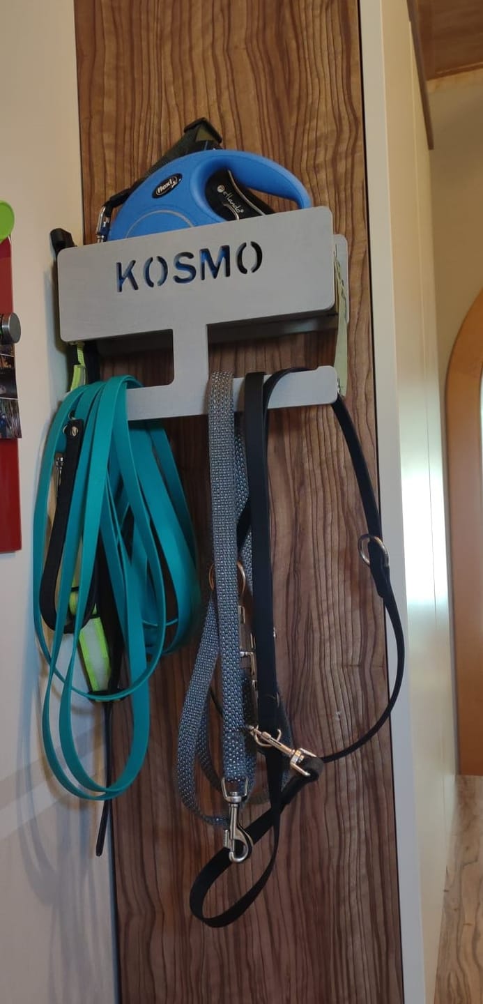 Customer photo review of PERSONALISIERUNG: Hundegarderobe L