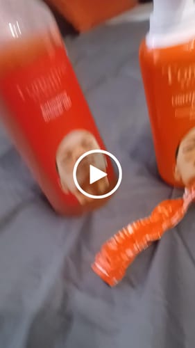 Customer video review of Tomatine Skin care Gel Radiant 30gr