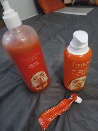 Customer photo review of Tomatine Lightening Body Lotion 400ml