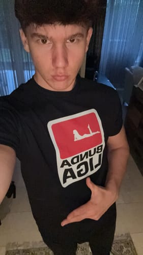 Customer photo review of BUNDA LIGA T-SHIRT