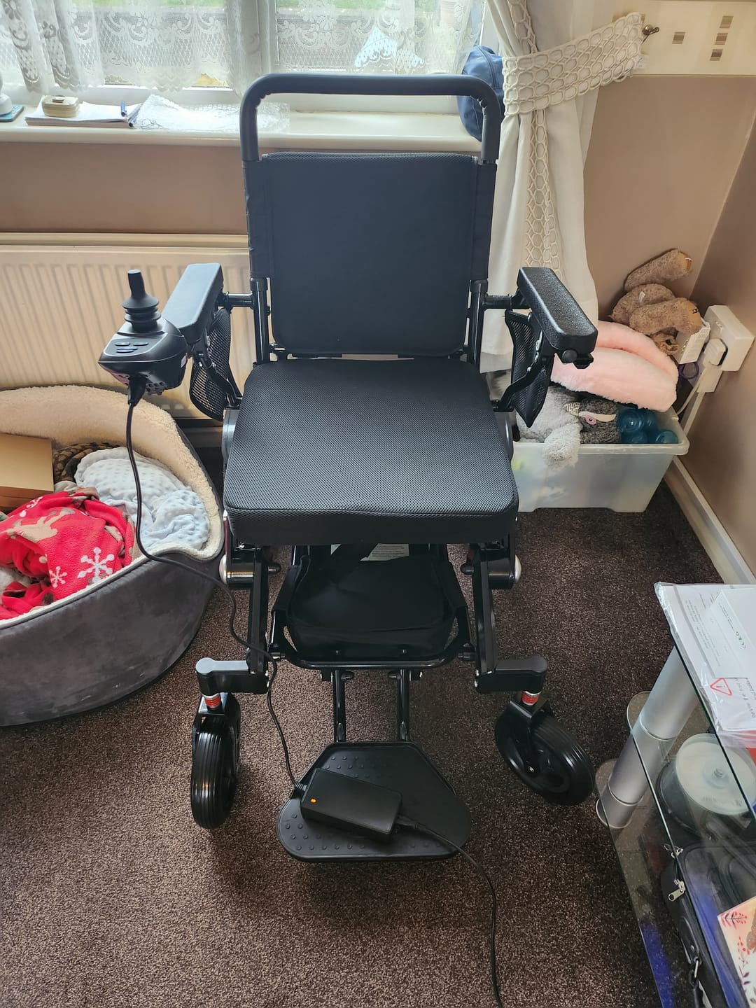 Customer photo review of Folding Lightweight Powerchair | Wide-Seat Freedom Pro ST