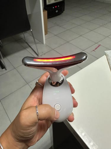 Customer photo review of 5-in-1 Sculpting Handset