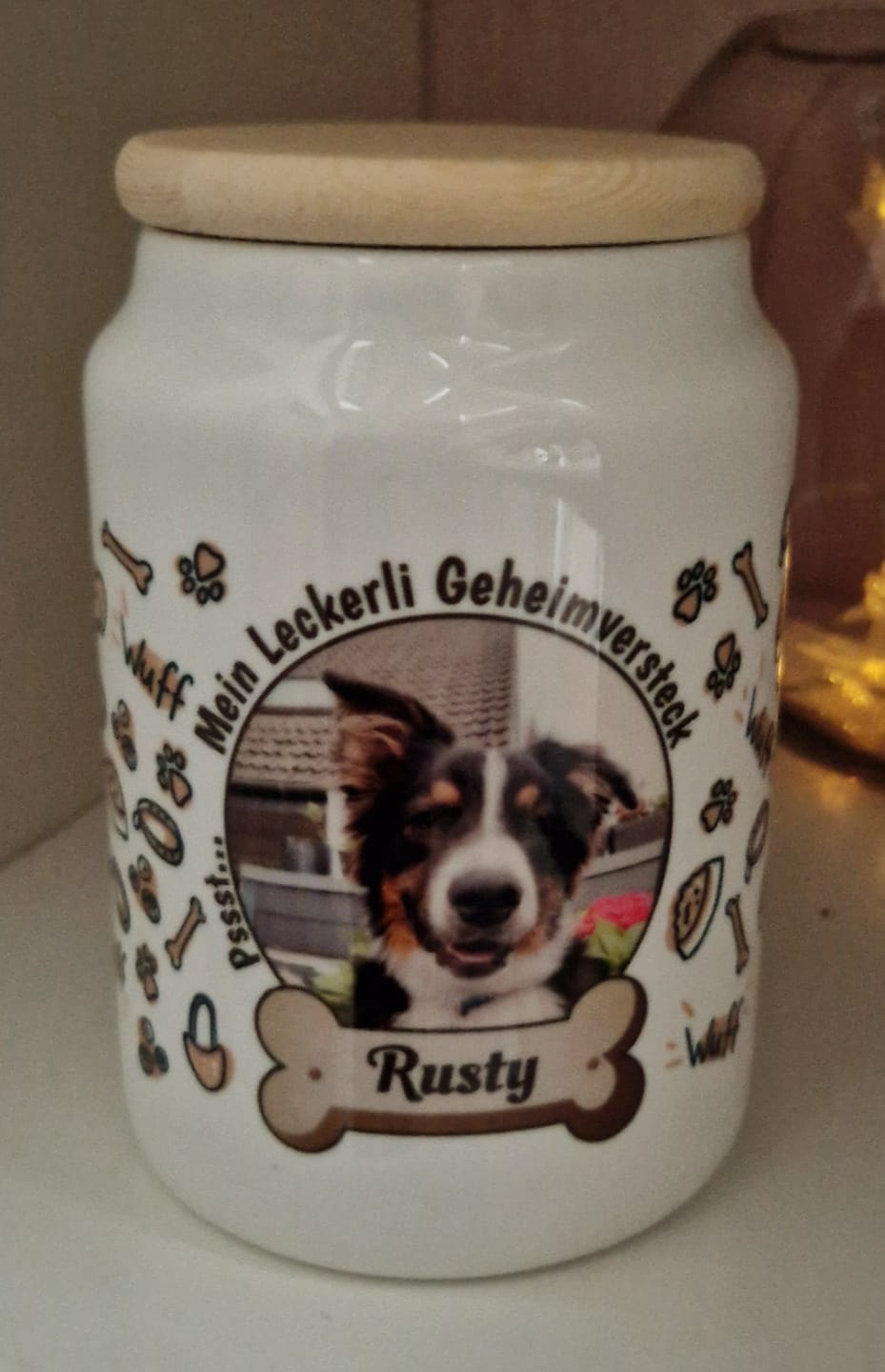 Customer photo review of Leckerli Geheimversteck - Individuelle Leckerlidose