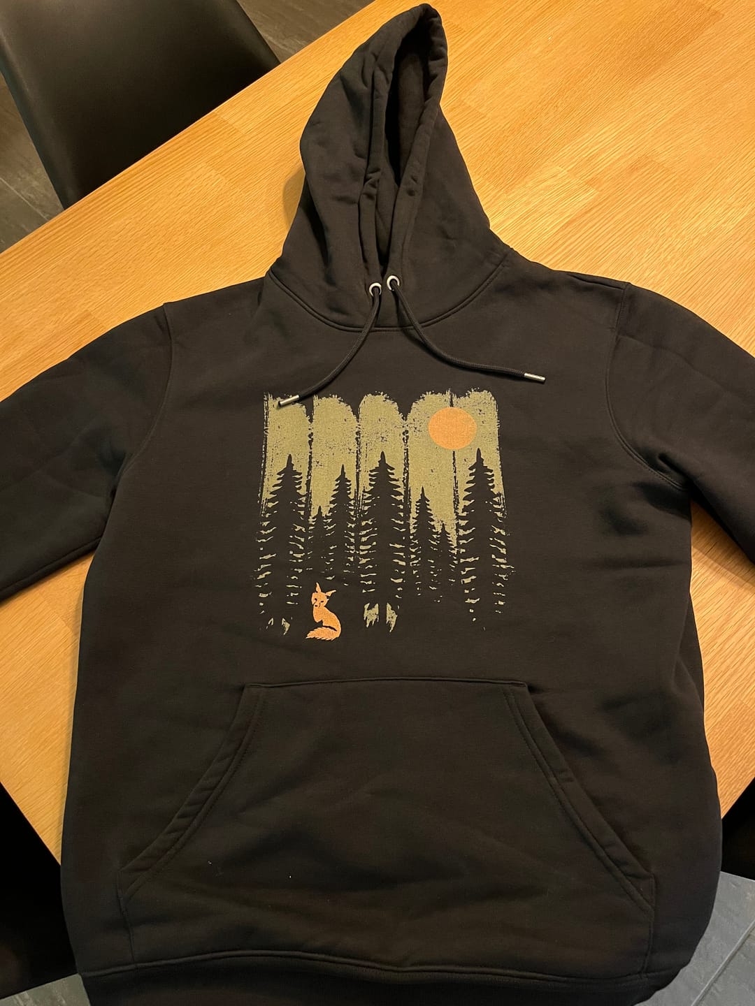 Customer photo review of FUCHS IM WALD KHAKI - Bio Unisex Hoodie (PREMIUM)