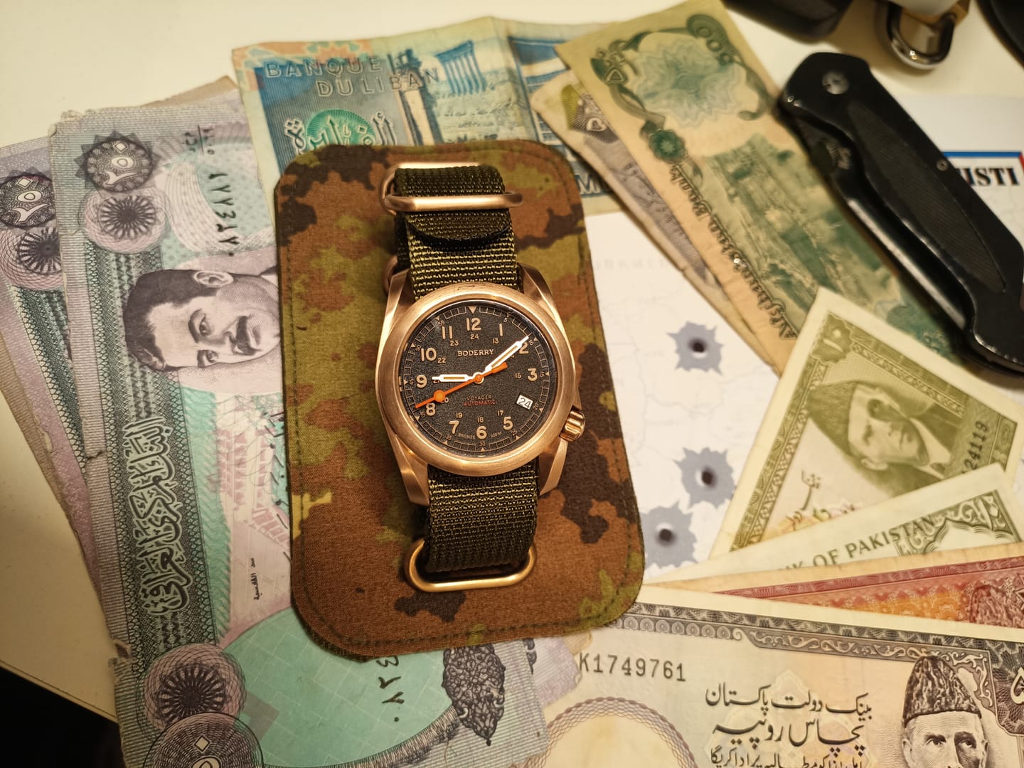 Customer photo review of VOYAGER - 100M Waterproof Bronze Automatic Field Watch | Black