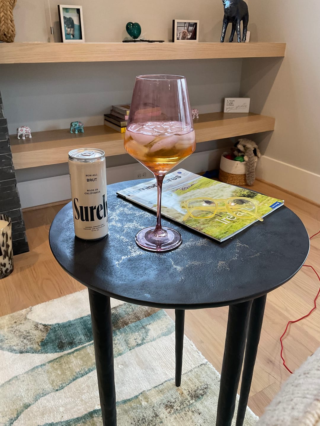 Customer photo review of Non-Alcoholic Sparkling Rosé Can 4-Pack