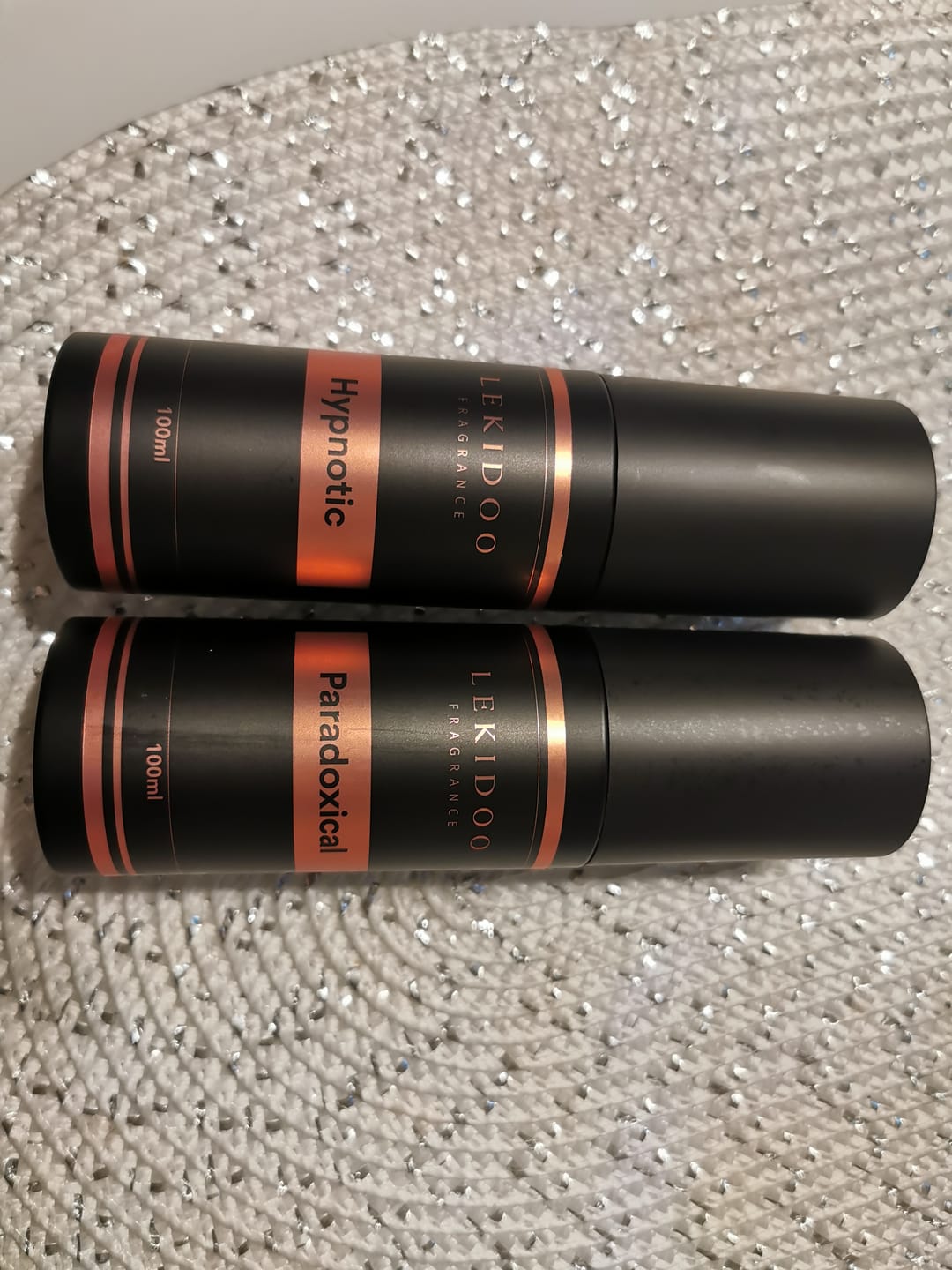 Customer photo review of Paradoxical Autoparfüm