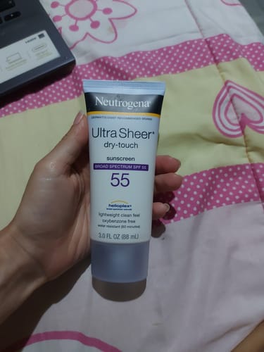 Customer photo review of Ultra Sheer Dry-Touch Sunscreen Broad Spectrum SPF 55 88ml
