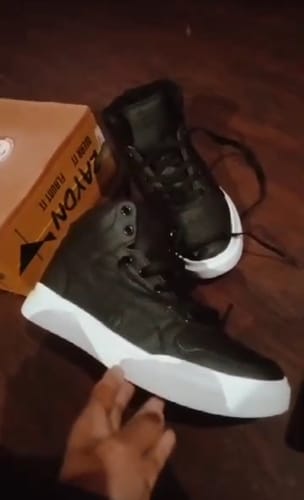 Customer photo review of FLASH Black Men's High Top sneaker