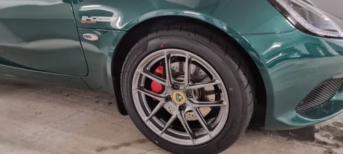 Customer photo review of Lotus Elise Exige Ultralight Alloy Forged Wheels By Aerie Performance