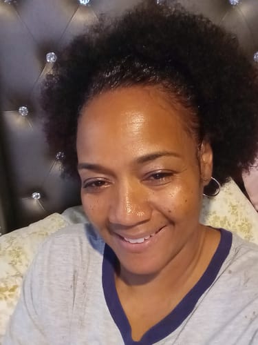 Customer photo review of Wash and Go System with Ultra Hold for Curly Hair