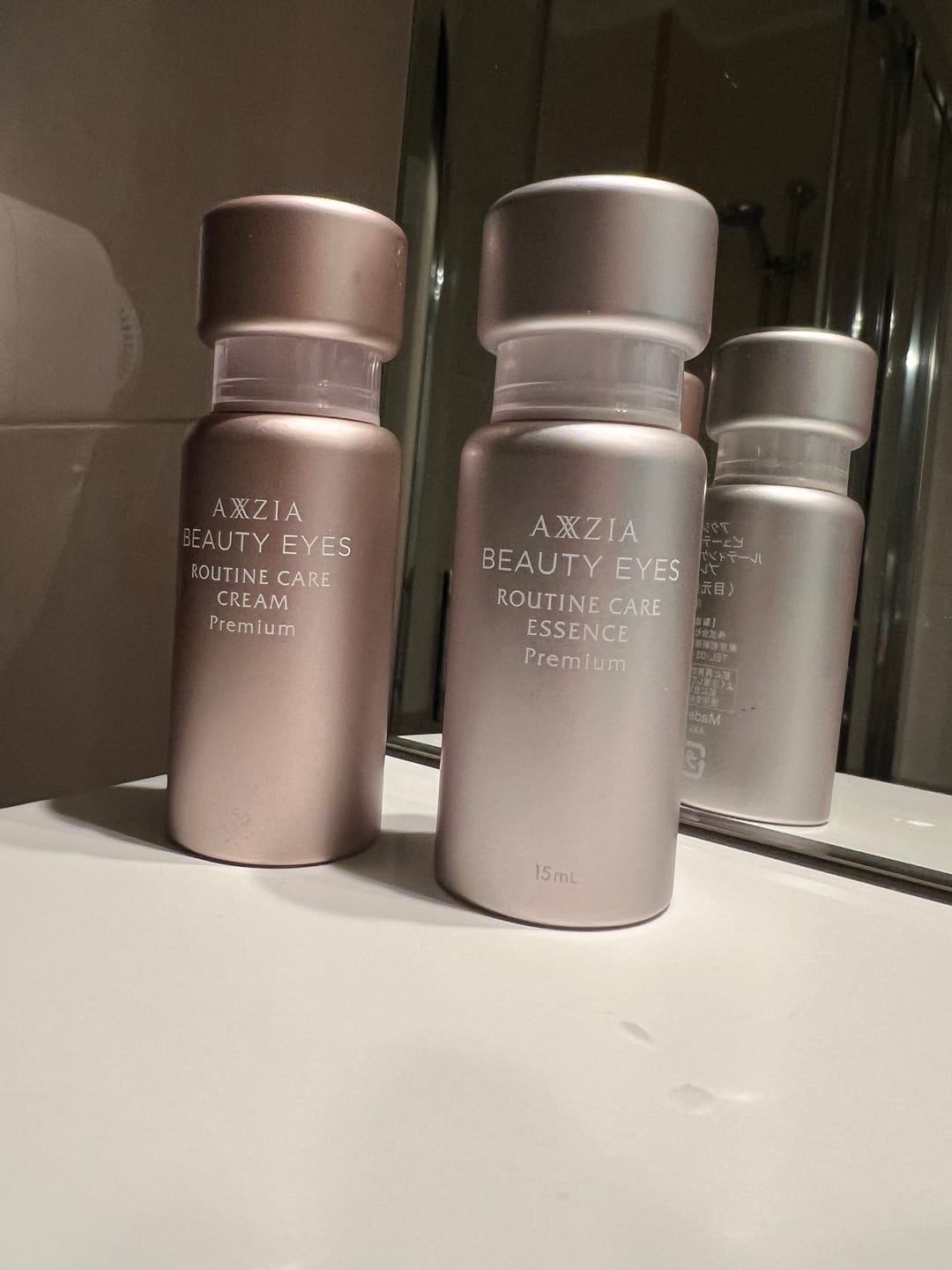 Customer photo review of AXXZIA Beauty Eyes Routine Care Cream Premium