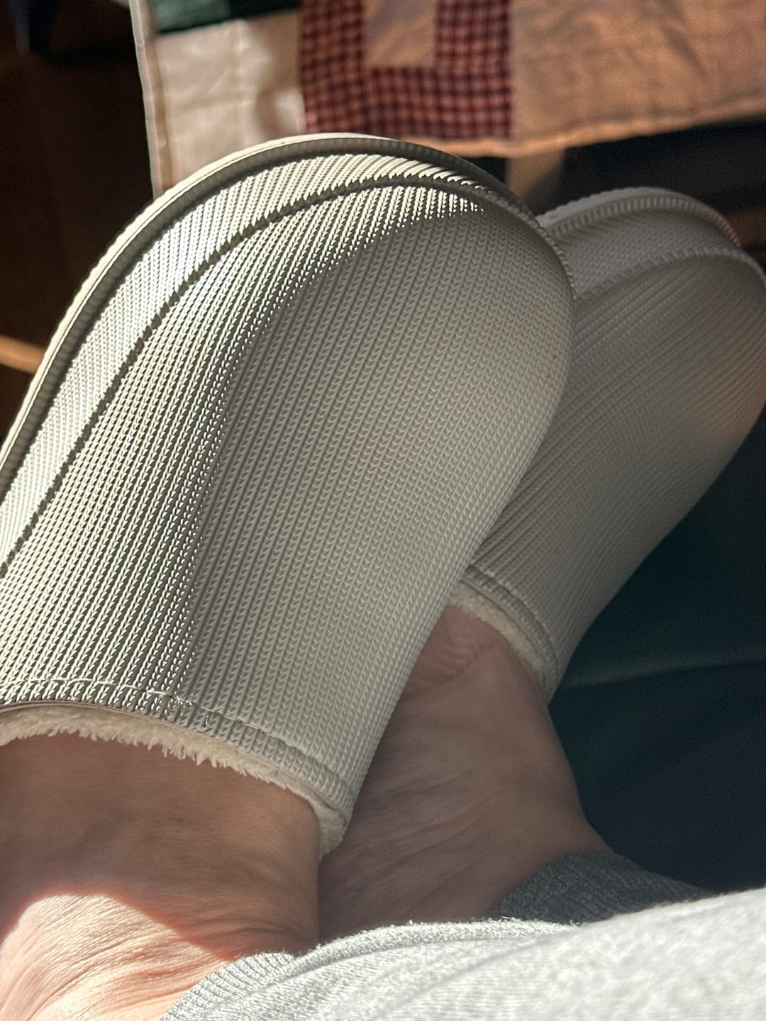 Customer photo review of Cushion Slides with Fur - Cloud Slides