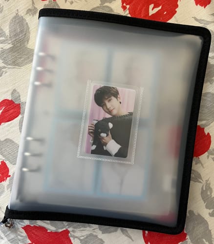 Customer photo review of CLEAR BINDER WITH POCKET - A5