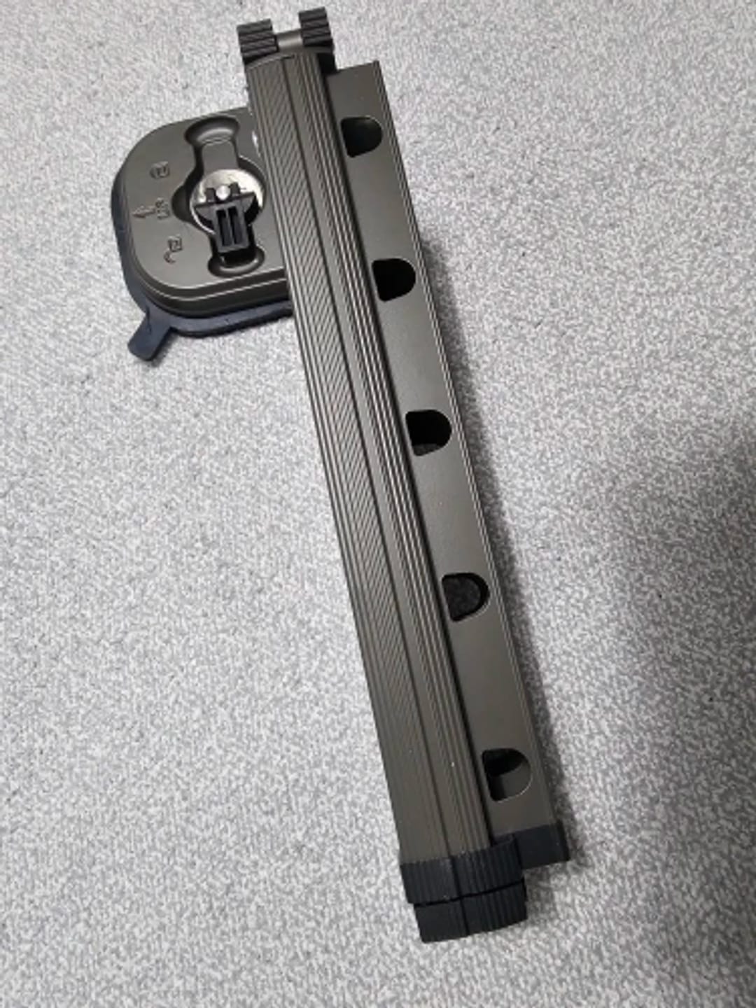 Customer photo review of Flowi™ Suction Clothes Hanger