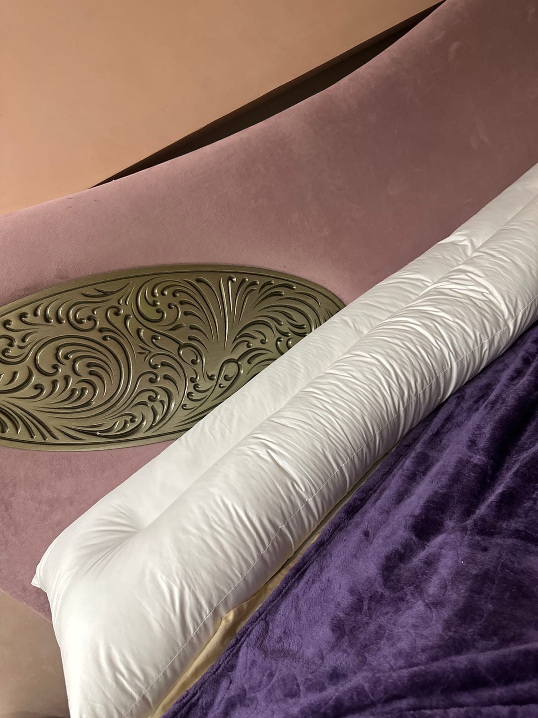 Customer photo review of Micro Fiber Long Pillow