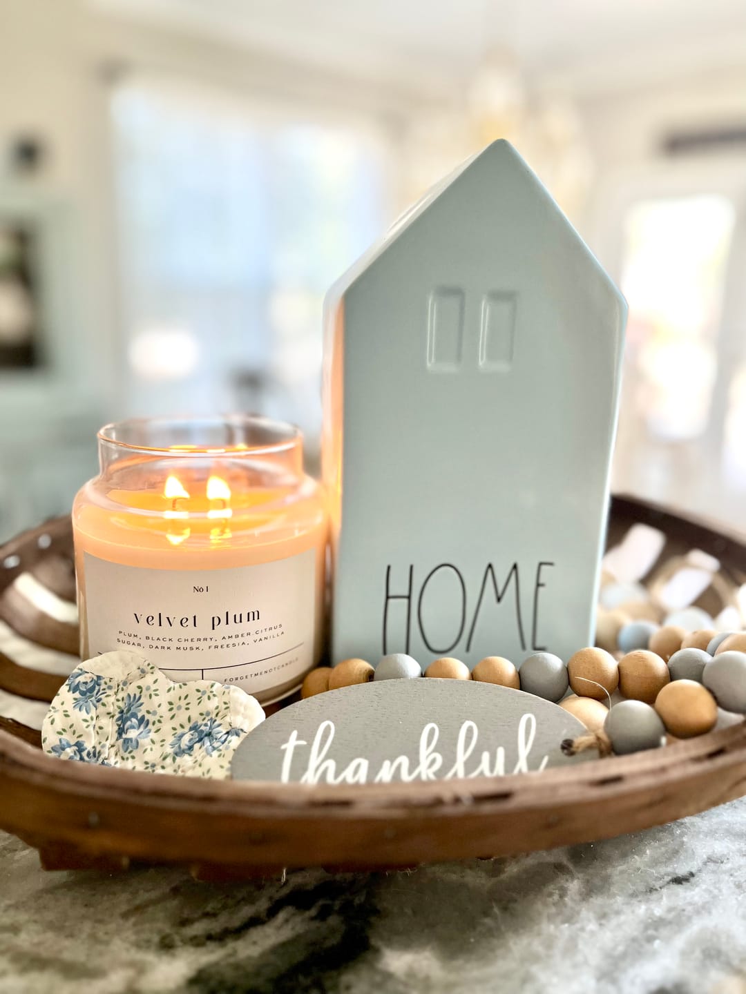Customer photo review of Velvet Plum 22 oz Glass Candle
