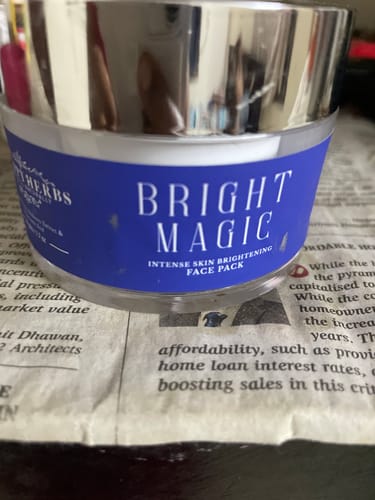 Customer photo review of Bright Magic - Intense Skin Brightening Face Pack