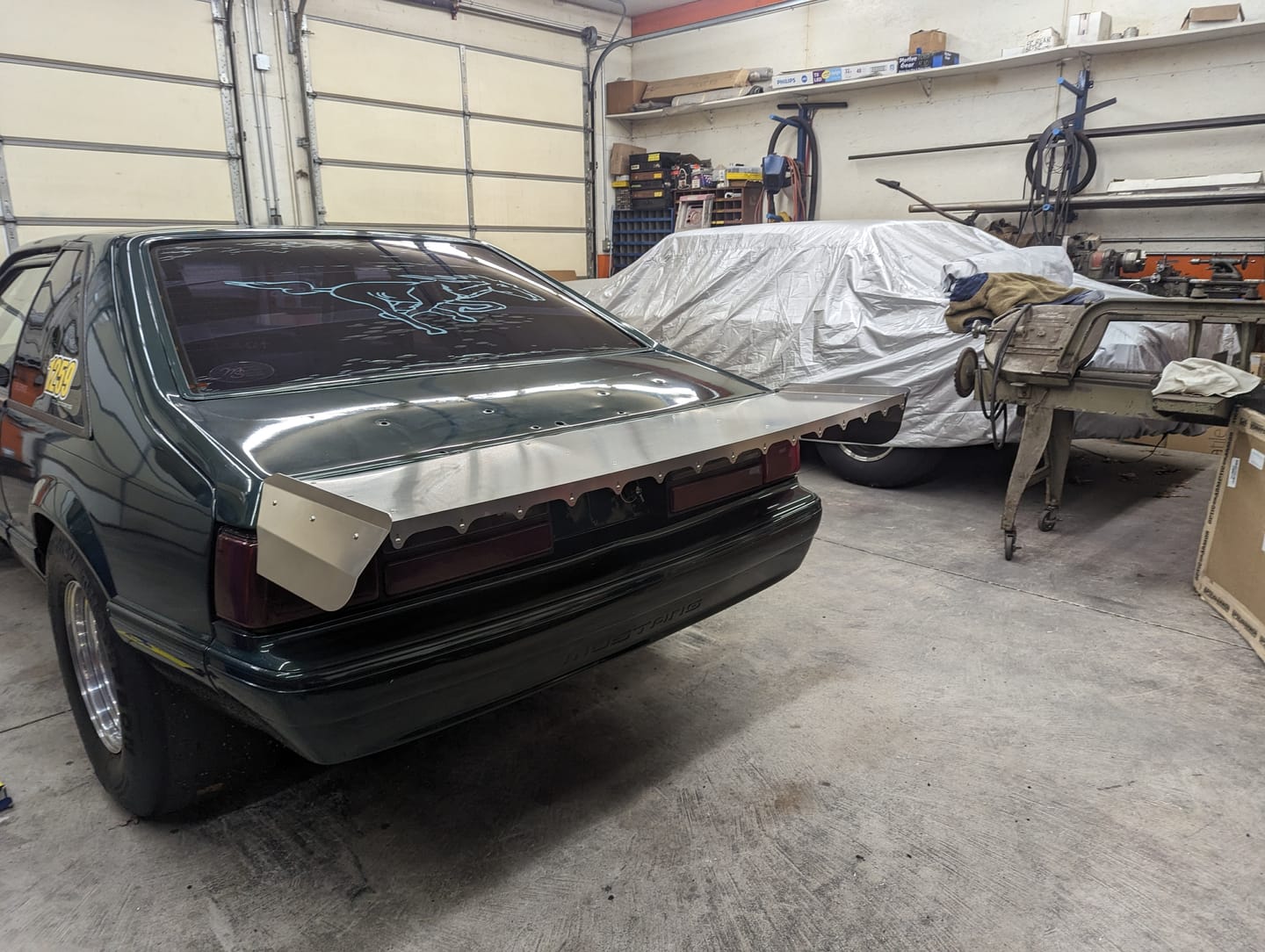 Customer photo review of Motion Raceworks Foxbody Mustang Hatchback 15" Strutless Drag Wing 31-140