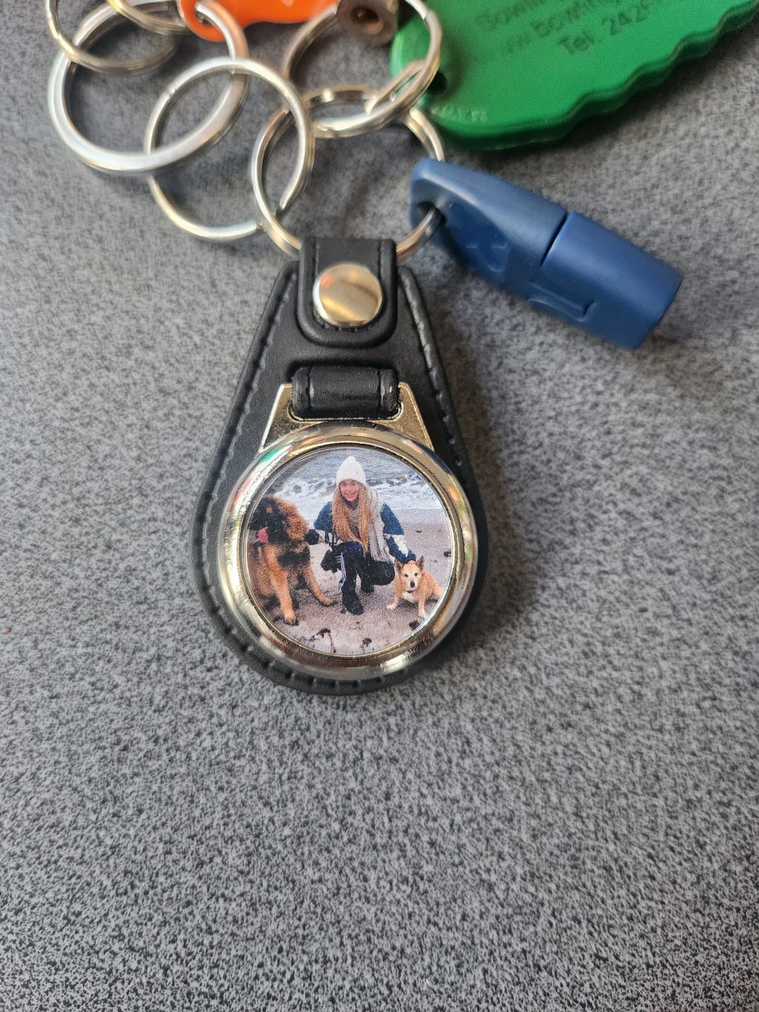 Customer photo review of Schlüsselanhänger-Bundle Leder 3x dein Foto für nur 19,90 €
