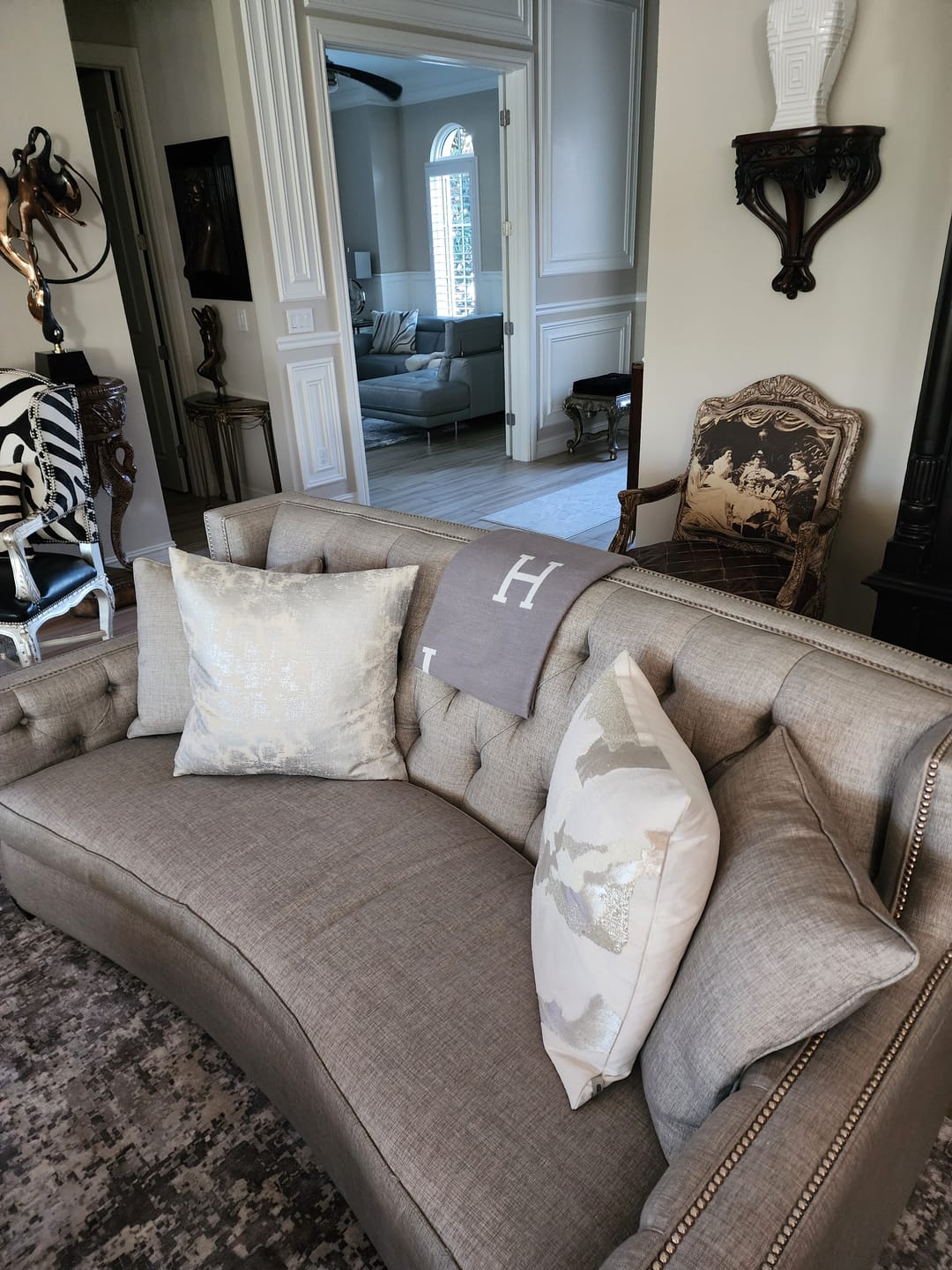Customer photo review of Soft Warm Luxury Cashmere Throw Blanket H Double-Sided Thick Knitted Blanket