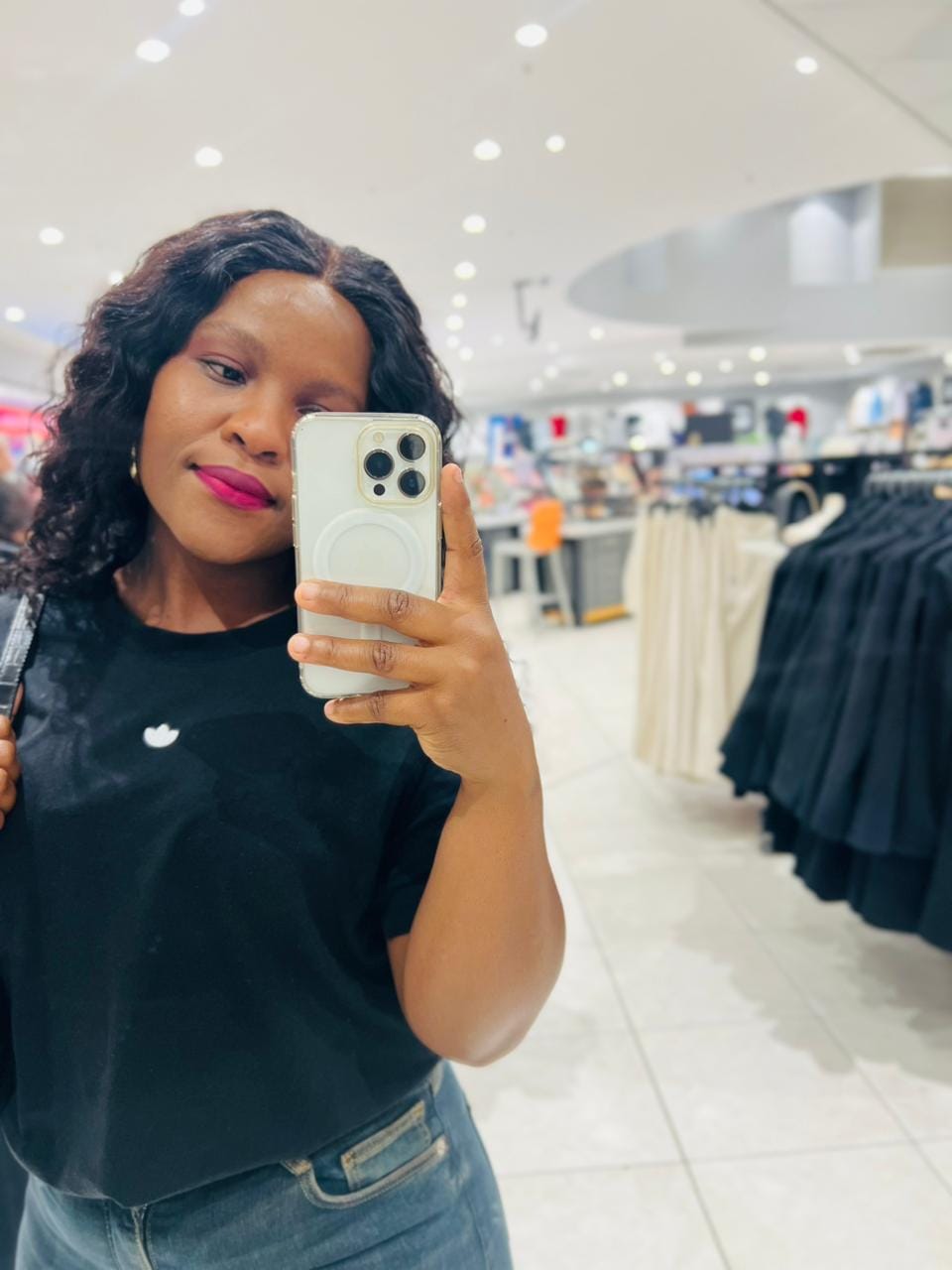Customer photo review of Gorgeous 20-inch Malaysian Long Curly Wig with Lace Closure - Premium Human Hair