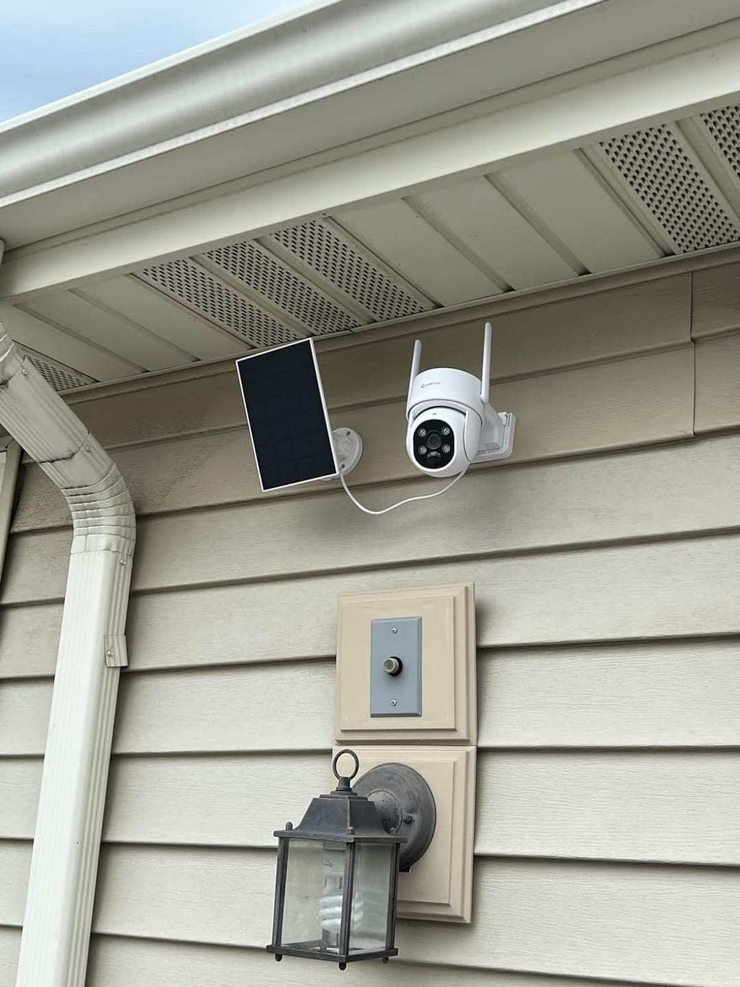Customer photo review of LITLAMP™ 🎥Smart Wireless Solar Surveillance Camera