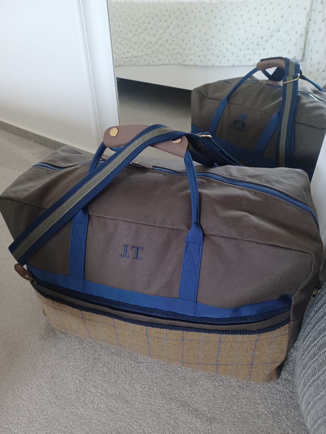Customer photo review of Weekender DESIGN YOUR OWN