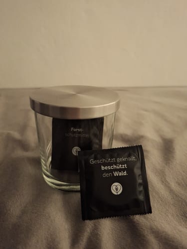 Customer photo review of Releaf | Baumpflanzende Kondome