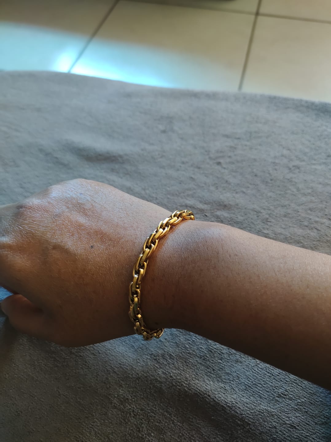 Customer photo review of Pulsera Anatoly